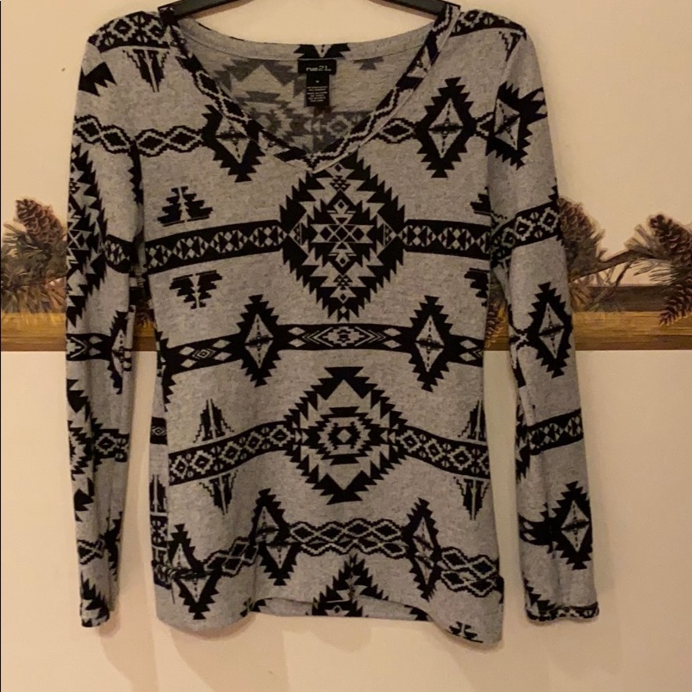 Rue 21 long sleeve top